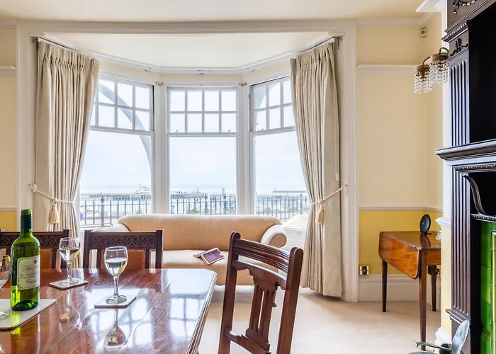 Magnificent House With Harbour View - Ramsgate