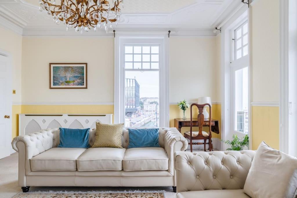 Magnificent House With Harbour View - Holiday home *