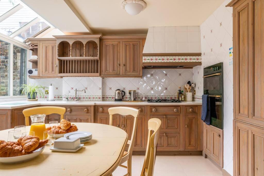 Holiday home Magnificent House With Harbour View -